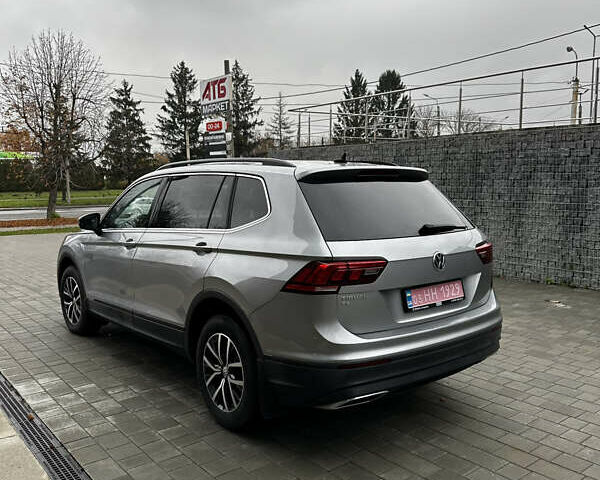 Сірий Фольксваген Тігуан, об'ємом двигуна 2 л та пробігом 195 тис. км за 16200 $, фото 7 на Automoto.ua