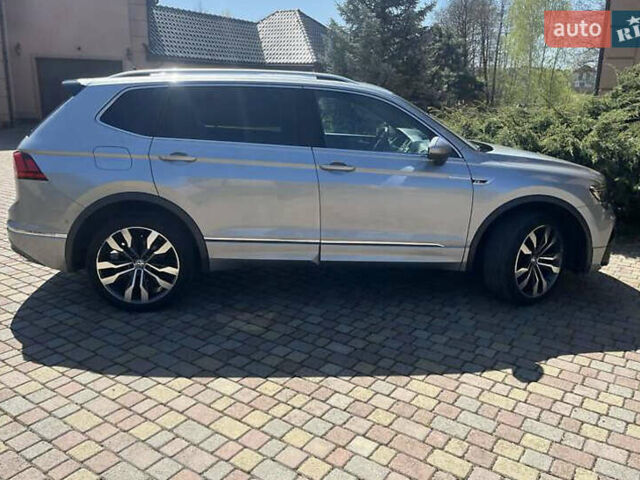 Сірий Фольксваген Тігуан, об'ємом двигуна 1.98 л та пробігом 110 тис. км за 23200 $, фото 13 на Automoto.ua