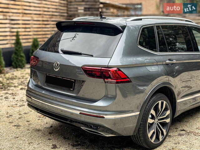 Сірий Фольксваген Тігуан, об'ємом двигуна 1.98 л та пробігом 230 тис. км за 27700 $, фото 40 на Automoto.ua