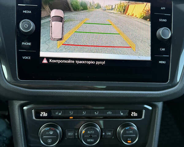 Сірий Фольксваген Тігуан, об'ємом двигуна 1.97 л та пробігом 92 тис. км за 28500 $, фото 12 на Automoto.ua