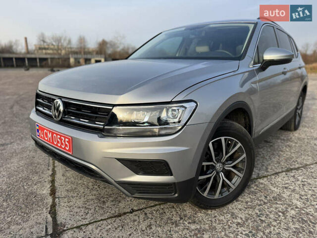 Серый Фольксваген Тигуан, объемом двигателя 1.98 л и пробегом 110 тыс. км за 17900 $, фото 2 на Automoto.ua