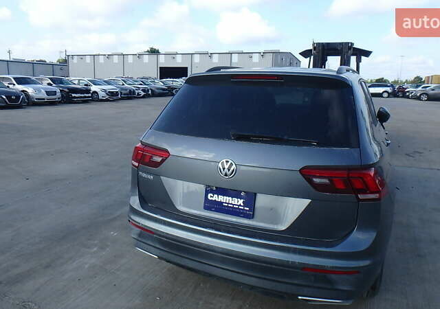 Сірий Фольксваген Тігуан, об'ємом двигуна 2 л та пробігом 74 тис. км за 11390 $, фото 21 на Automoto.ua