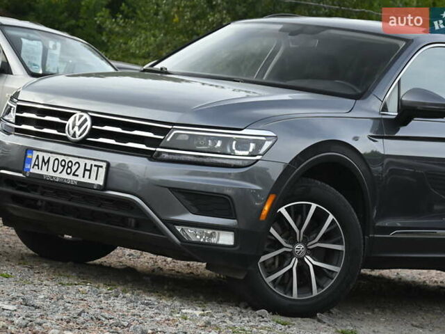 Серый Фольксваген Тигуан, объемом двигателя 1.98 л и пробегом 63 тыс. км за 19250 $, фото 8 на Automoto.ua