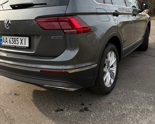 Серый Фольксваген Тигуан, объемом двигателя 1.98 л и пробегом 114 тыс. км за 25100 $, фото 7 на Automoto.ua