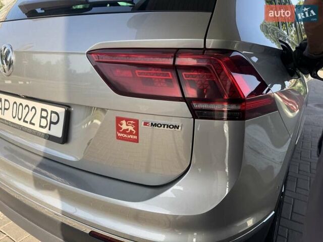 Серый Фольксваген Тигуан, объемом двигателя 1.97 л и пробегом 111 тыс. км за 32000 $, фото 25 на Automoto.ua