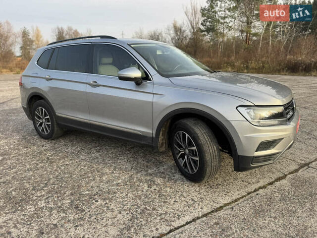 Серый Фольксваген Тигуан, объемом двигателя 1.98 л и пробегом 110 тыс. км за 17900 $, фото 33 на Automoto.ua