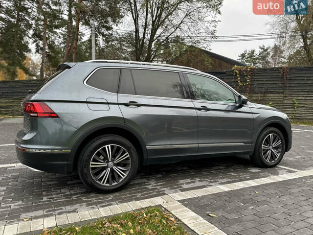 Серый Фольксваген Тигуан, объемом двигателя 1.98 л и пробегом 73 тыс. км за 22699 $, фото 6 на Automoto.ua