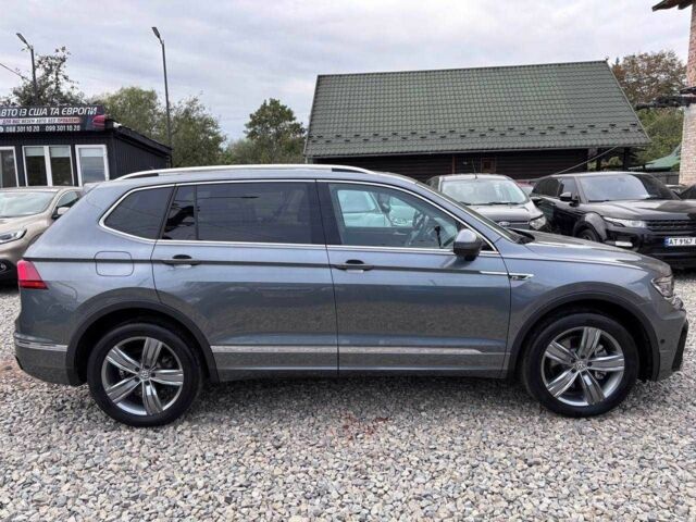 Серый Фольксваген Тигуан, объемом двигателя 2 л и пробегом 100 тыс. км за 24999 $, фото 10 на Automoto.ua