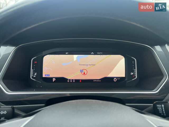 Сірий Фольксваген Тігуан, об'ємом двигуна 1.98 л та пробігом 209 тис. км за 27900 $, фото 41 на Automoto.ua