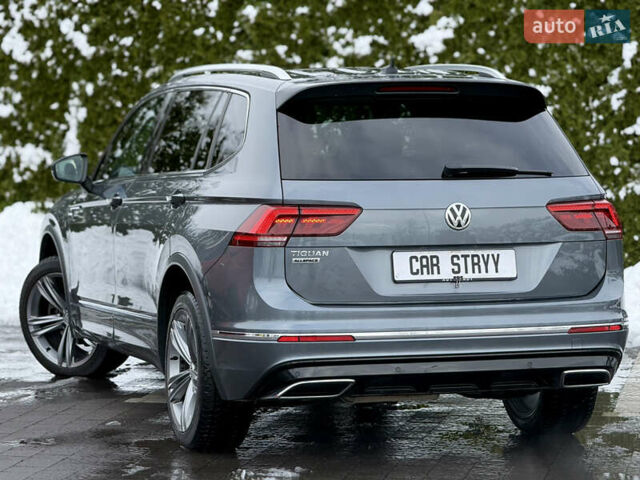 Серый Фольксваген Тигуан, объемом двигателя 2 л и пробегом 241 тыс. км за 26999 $, фото 28 на Automoto.ua