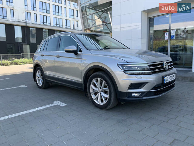 Серый Фольксваген Тигуан, объемом двигателя 1.98 л и пробегом 295 тыс. км за 19500 $, фото 5 на Automoto.ua