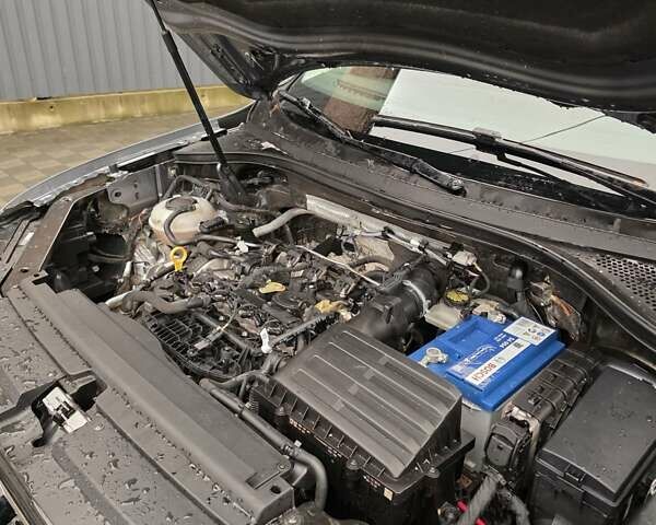 Серый Фольксваген Тигуан, объемом двигателя 2 л и пробегом 186 тыс. км за 14849 $, фото 20 на Automoto.ua