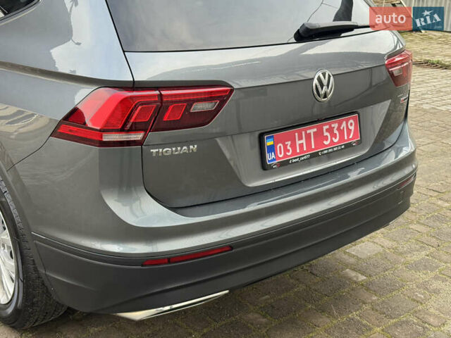 Серый Фольксваген Тигуан, объемом двигателя 2 л и пробегом 190 тыс. км за 15950 $, фото 30 на Automoto.ua