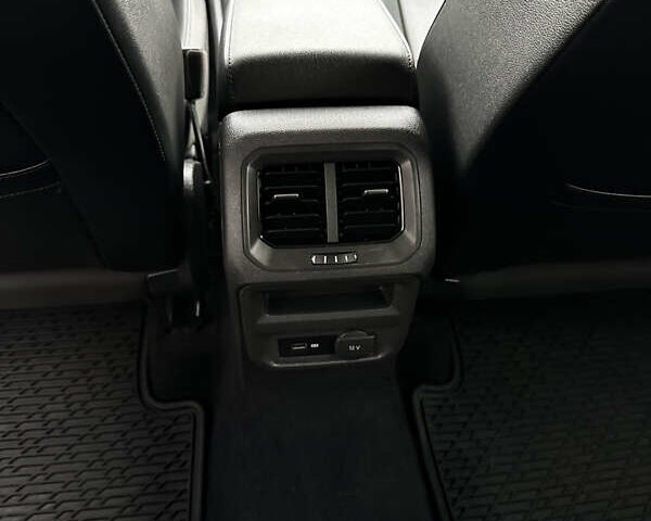 Сірий Фольксваген Тігуан, об'ємом двигуна 2 л та пробігом 195 тис. км за 16200 $, фото 17 на Automoto.ua