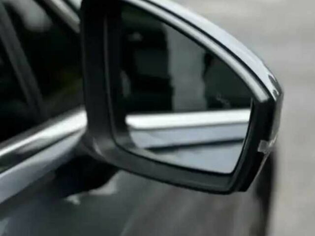 Серый Фольксваген Тигуан, объемом двигателя 2 л и пробегом 130 тыс. км за 14500 $, фото 4 на Automoto.ua