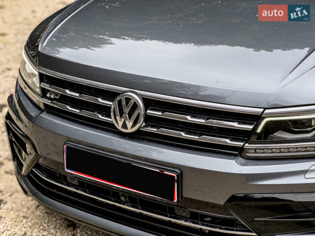 Сірий Фольксваген Тігуан, об'ємом двигуна 1.98 л та пробігом 230 тис. км за 27700 $, фото 45 на Automoto.ua