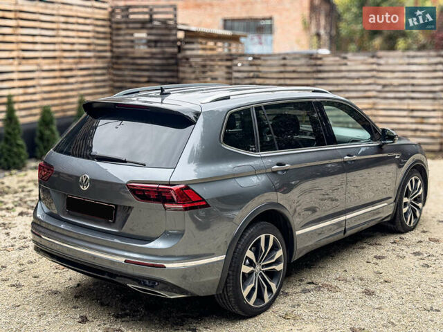 Сірий Фольксваген Тігуан, об'ємом двигуна 1.98 л та пробігом 230 тис. км за 27700 $, фото 23 на Automoto.ua
