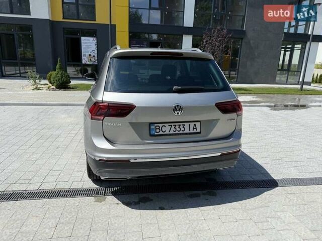 Серый Фольксваген Тигуан, объемом двигателя 1.98 л и пробегом 83 тыс. км за 25800 $, фото 5 на Automoto.ua