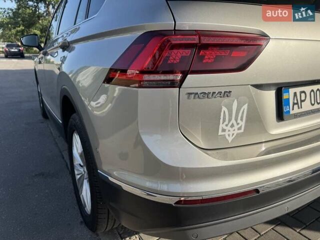 Серый Фольксваген Тигуан, объемом двигателя 1.97 л и пробегом 111 тыс. км за 32000 $, фото 19 на Automoto.ua