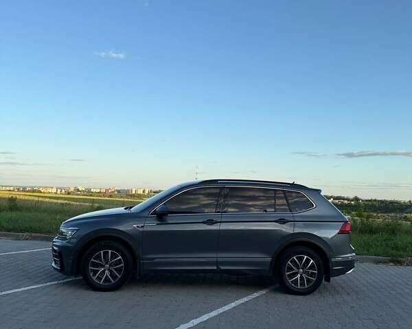 Серый Фольксваген Тигуан, объемом двигателя 1.98 л и пробегом 125 тыс. км за 24200 $, фото 8 на Automoto.ua