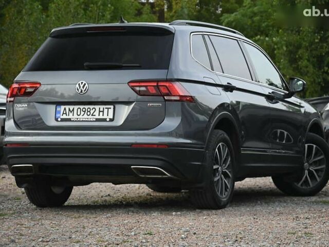 Сірий Фольксваген Тігуан, об'ємом двигуна 2 л та пробігом 63 тис. км за 19950 $, фото 16 на Automoto.ua