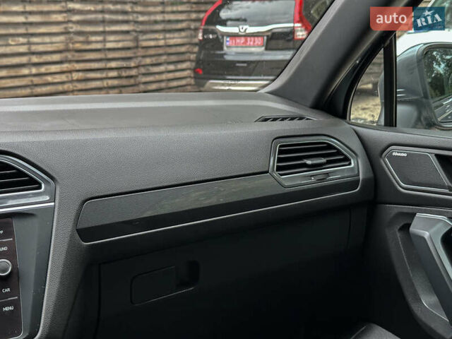 Сірий Фольксваген Тігуан, об'ємом двигуна 1.98 л та пробігом 230 тис. км за 27700 $, фото 111 на Automoto.ua