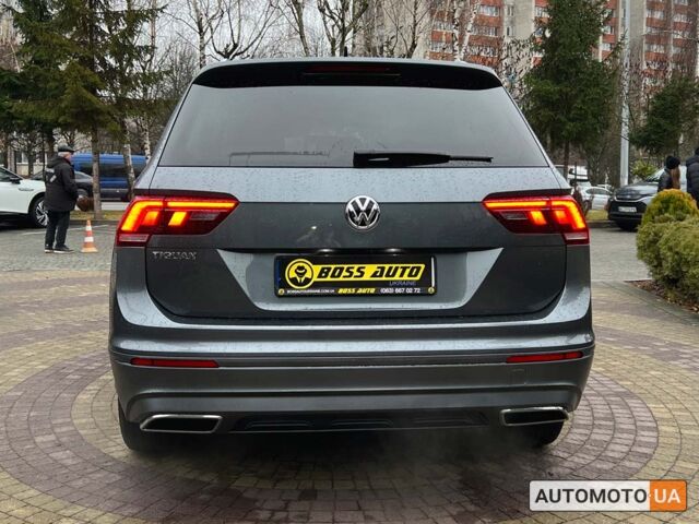 Сірий Фольксваген Тігуан, об'ємом двигуна 2 л та пробігом 53 тис. км за 20500 $, фото 5 на Automoto.ua