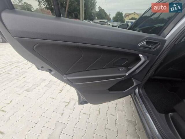 Серый Фольксваген Тигуан, объемом двигателя 2 л и пробегом 213 тыс. км за 21800 $, фото 8 на Automoto.ua