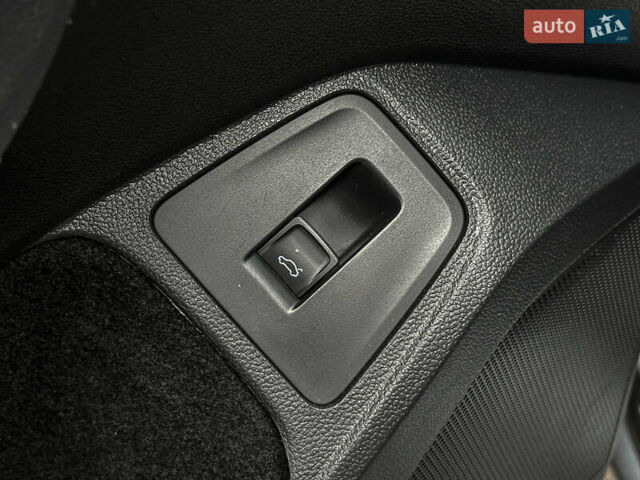 Сірий Фольксваген Тігуан, об'ємом двигуна 1.98 л та пробігом 230 тис. км за 27700 $, фото 70 на Automoto.ua