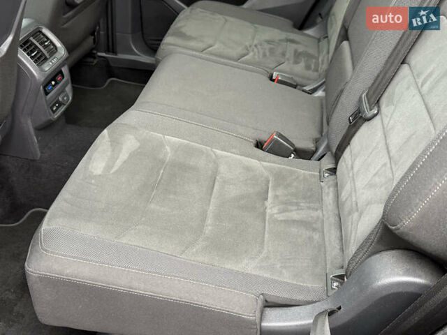 Серый Фольксваген Тигуан, объемом двигателя 2 л и пробегом 241 тыс. км за 26999 $, фото 73 на Automoto.ua