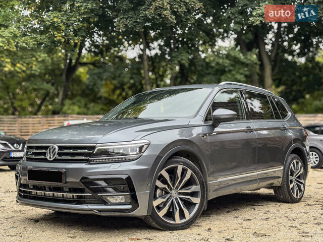 Сірий Фольксваген Тігуан, об'ємом двигуна 1.98 л та пробігом 230 тис. км за 27700 $, фото 1 на Automoto.ua