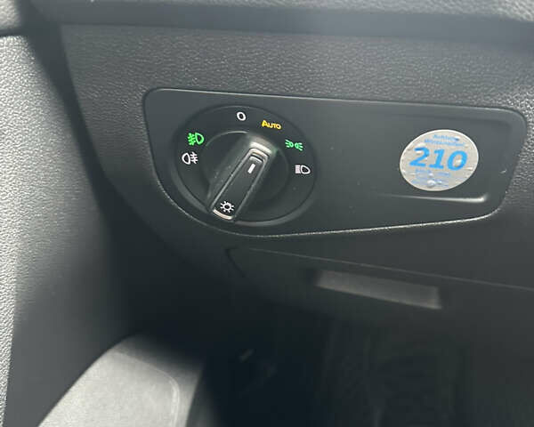 Сірий Фольксваген Тігуан, об'ємом двигуна 1.98 л та пробігом 181 тис. км за 27800 $, фото 21 на Automoto.ua