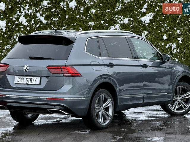 Серый Фольксваген Тигуан, объемом двигателя 2 л и пробегом 241 тыс. км за 26999 $, фото 40 на Automoto.ua