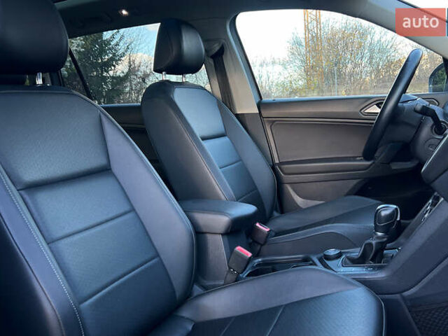 Серый Фольксваген Тигуан, объемом двигателя 1.98 л и пробегом 91 тыс. км за 21500 $, фото 19 на Automoto.ua