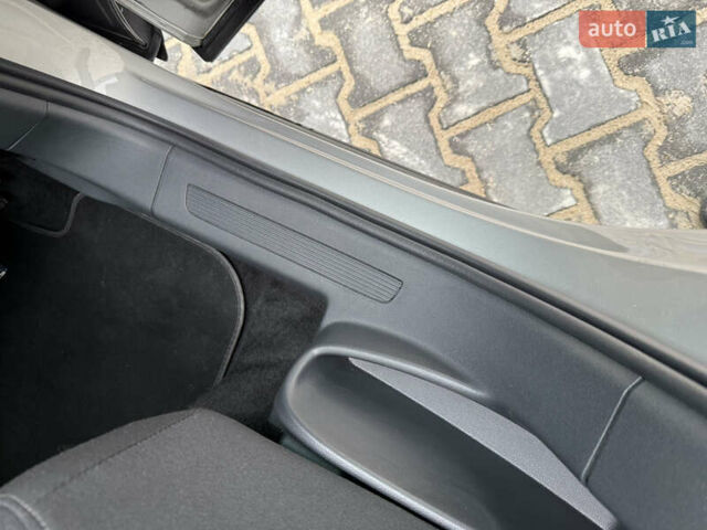 Серый Фольксваген Тигуан, объемом двигателя 2 л и пробегом 87 тыс. км за 23900 $, фото 84 на Automoto.ua