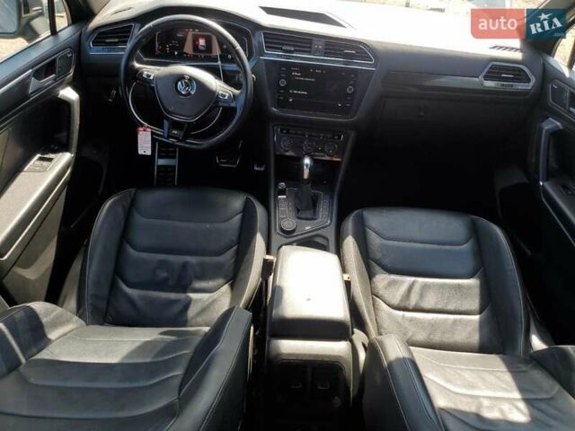 Серый Фольксваген Тигуан, объемом двигателя 2 л и пробегом 70 тыс. км за 9100 $, фото 7 на Automoto.ua