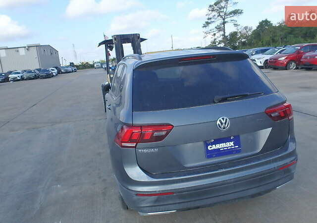 Сірий Фольксваген Тігуан, об'ємом двигуна 2 л та пробігом 74 тис. км за 11390 $, фото 20 на Automoto.ua