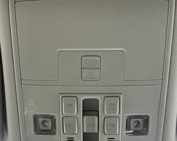 Серый Фольксваген Тигуан, объемом двигателя 2 л и пробегом 241 тыс. км за 26999 $, фото 87 на Automoto.ua