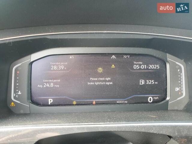 Серый Фольксваген Тигуан, объемом двигателя 1.98 л и пробегом 62 тыс. км за 3000 $, фото 8 на Automoto.ua