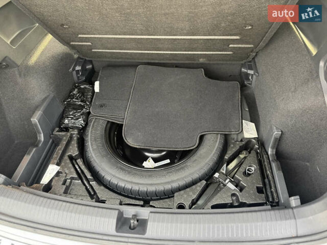 Серый Фольксваген Тигуан, объемом двигателя 1.98 л и пробегом 110 тыс. км за 17900 $, фото 23 на Automoto.ua