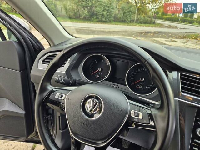Серый Фольксваген Тигуан, объемом двигателя 1.98 л и пробегом 118 тыс. км за 20999 $, фото 58 на Automoto.ua