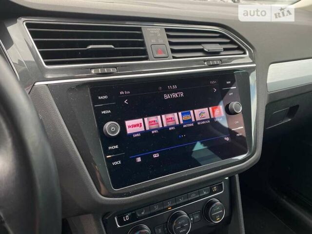Серый Фольксваген Тигуан, объемом двигателя 2 л и пробегом 125 тыс. км за 27500 $, фото 14 на Automoto.ua