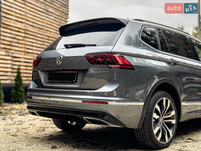 Сірий Фольксваген Тігуан, об'ємом двигуна 1.98 л та пробігом 230 тис. км за 27700 $, фото 39 на Automoto.ua