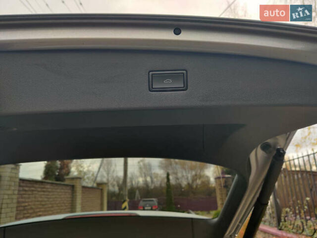 Серый Фольксваген Тигуан, объемом двигателя 2 л и пробегом 298 тыс. км за 17500 $, фото 10 на Automoto.ua