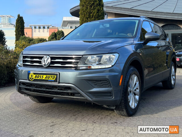 Сірий Фольксваген Тігуан, об'ємом двигуна 2 л та пробігом 136 тис. км за 19300 $, фото 2 на Automoto.ua