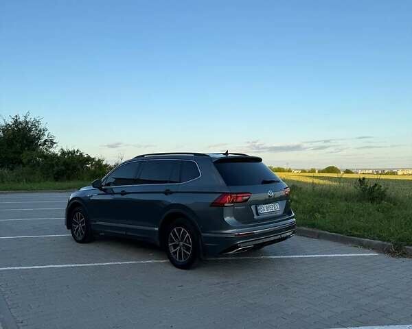 Серый Фольксваген Тигуан, объемом двигателя 1.98 л и пробегом 125 тыс. км за 24200 $, фото 10 на Automoto.ua