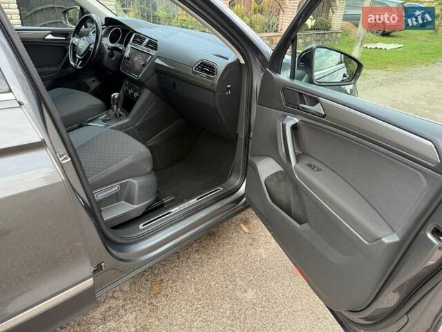 Сірий Фольксваген Тігуан, об'ємом двигуна 1.98 л та пробігом 164 тис. км за 25500 $, фото 10 на Automoto.ua