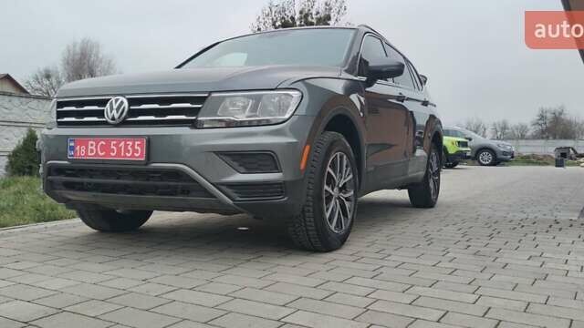 Сірий Фольксваген Тігуан, об'ємом двигуна 1.98 л та пробігом 179 тис. км за 17300 $, фото 7 на Automoto.ua