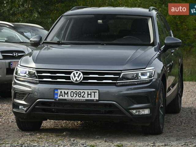 Серый Фольксваген Тигуан, объемом двигателя 1.98 л и пробегом 63 тыс. км за 19250 $, фото 5 на Automoto.ua