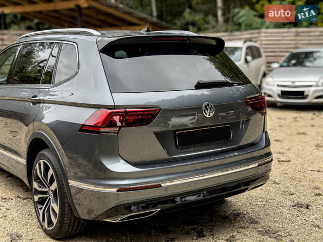 Сірий Фольксваген Тігуан, об'ємом двигуна 1.98 л та пробігом 230 тис. км за 27700 $, фото 34 на Automoto.ua